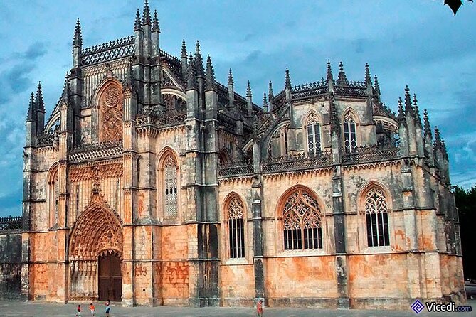 Alcobaça and Batalha Monasteries: Private Tour - Expert Guides and Personalised Experience