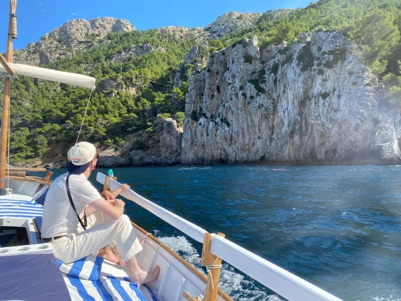 Alcudia, Private Tour: Scenic 2.5-Hour Boat Tour - Key Points
