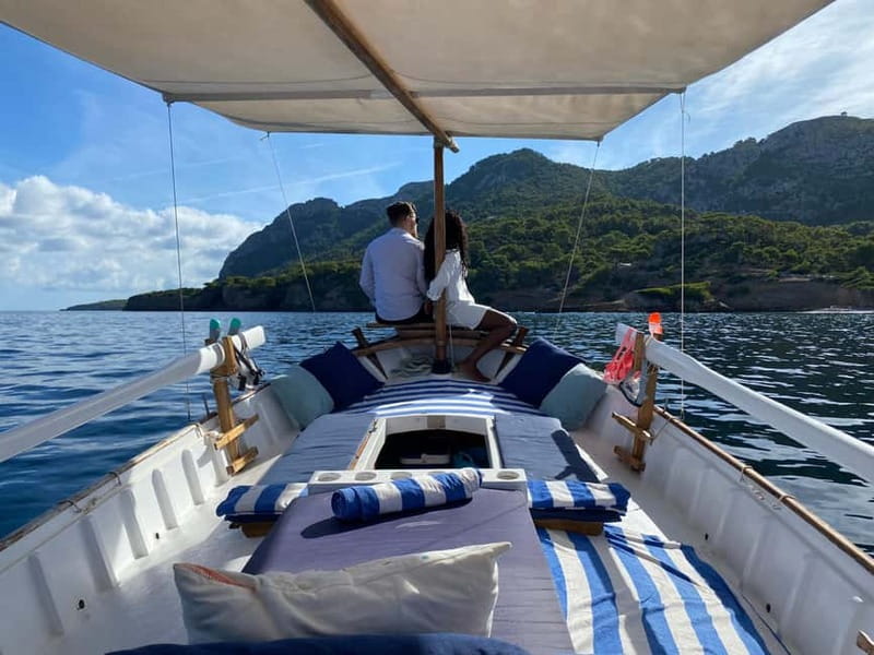 Alcudia, Private Tour: Scenic 2.5-Hour Boat Tour - The Captain and the Private Cruise Atmosphere