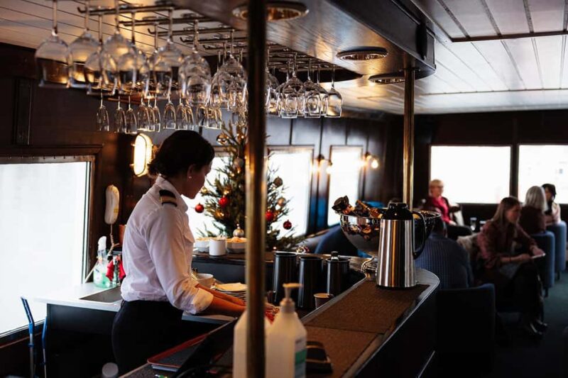 Ålesund: Fjord Tour & Gourmet Lunch at Rekkedal Gjestegard - Guided Tour Focused on Norwegian Culture and Folklore