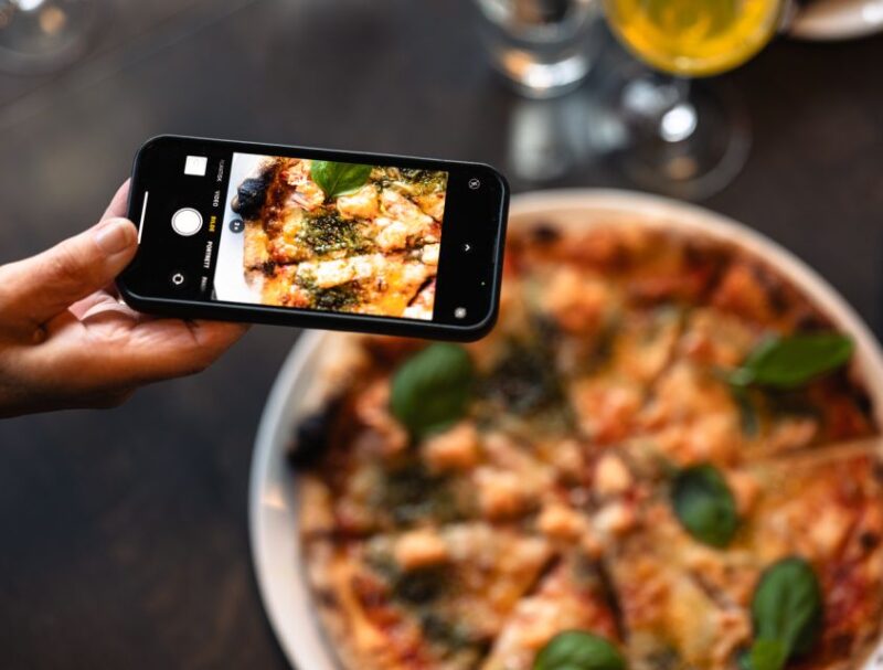 Ålesund: Guided Food Walking Tour - Visiting Local Restaurants and Cafés for Authentic Tastes