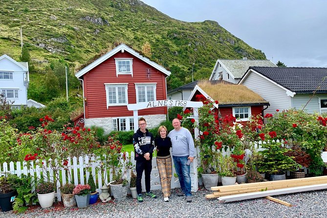 Alesund Private Excursion Viking`s islands - Visiting Alesund Church and Local History