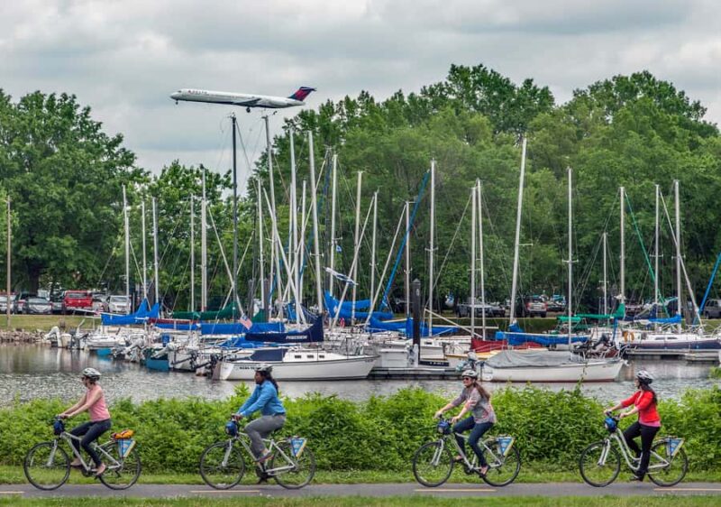 Alexandria, VA: Bike Rentals - Flexible Rental Durations for Different Paces
