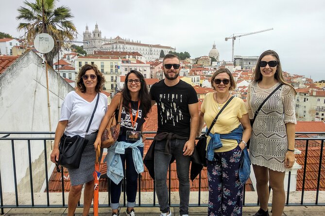Alfama and Mouraria Tour - The oldest neighbourhoods in Lisbon - Visiting the Church of St. Anthony in Birthplace of the Saint