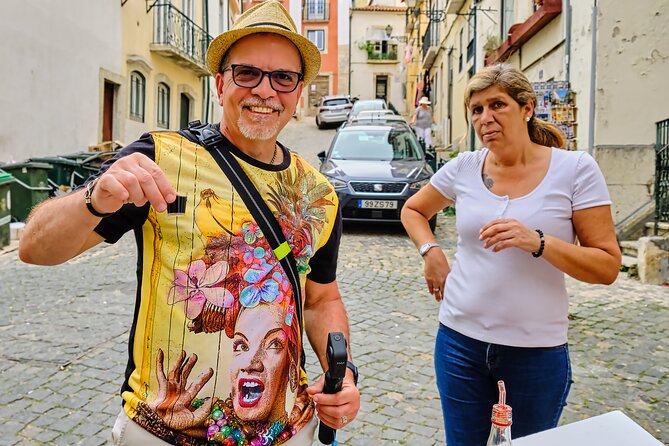 Alfama,Graça & Mouraria City Tour Through A Eye Of A Photographer - Key Points