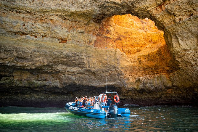 Algar de Benagil from Lagos - The Experience of the Boat Ride and Sea Conditions