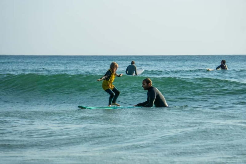 Algarve: 2-Hour Beginner Surf Lesson - Suitable for Different Types of Participants