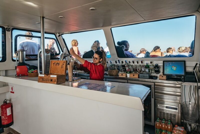 Algarve 3-Hour Caves and Coastline Boat Trip - Algarve 3-Hour Caves and Coastline Boat Trip: An Eye-Opening Seaside Adventure