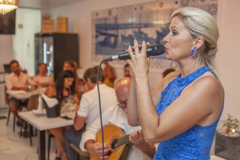 Algarve: Fado Night with 6- Course Algarvian Tapas Dishes - The 6-Course Algarvian Tapas Menu