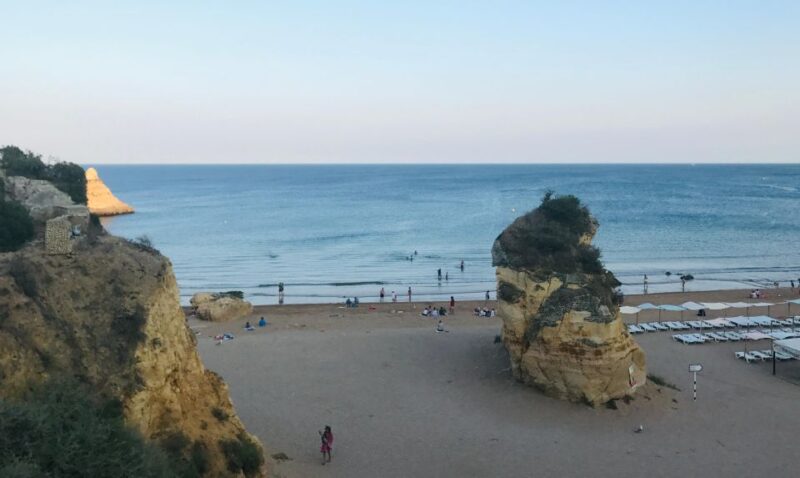 Algarve: Lagos Sightseeing guided Tour with e-bikes - Riding the Modern Electric Mountain Bikes