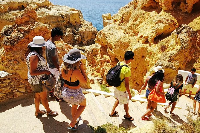 Algarve, Lisbon and Porto in 8 days - Discovering the Coastal Towns of Nazare and Peniche