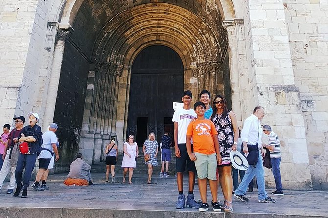 Algarve, Lisbon and Porto in 8 days - The Scenic Douro Valley and Pinhao Railway Station