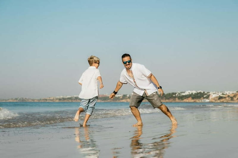 ALGARVE: Professional Photoshoot for Couples & Families - Key Points
