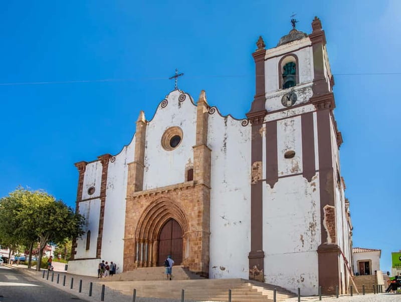 Algarve: Silves, Orange Grove & Monchique Mountains Tour - Unique Aspects of the Guided Tour Experience
