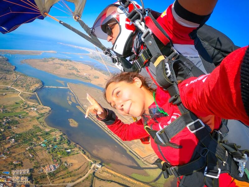 Algarve: Tandem Skydiving from 10.000ft to 15.000ft - Key Points