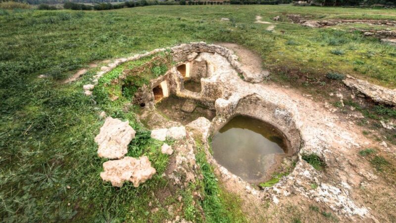 Alghero: Anghelu Ruju Necropolis with Audio Guides - The Experience of Exploring Anghelu Ruju with Audio Guides