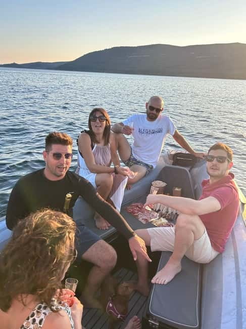 Alghero: boat tour with aperitif at sunset Porto Conte - What Sets This Tour Apart from Others