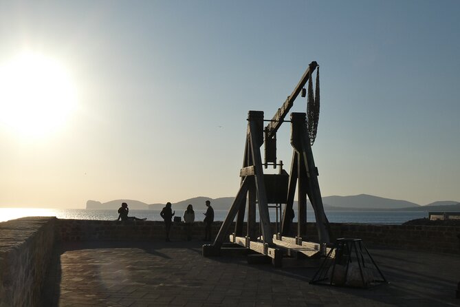 Alghero: private sightseeing & wine experience - The Archaeology Option: Nuraghe Palmavera