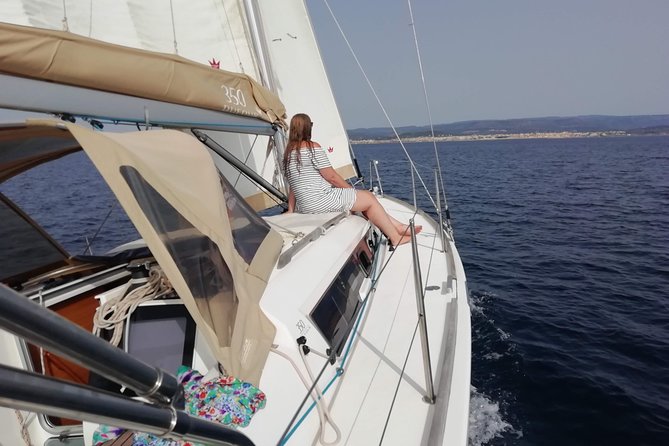 Alghero - Sailboat trip with lunch on board, - Enjoying an Onboard Sardinian Lunch