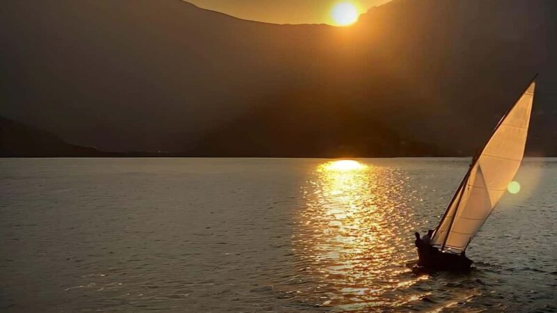 Alghero: sunset sailing tour with aperitif - Starting at the Libeccio Jetty: Your Gateway to Sardinian Sunset