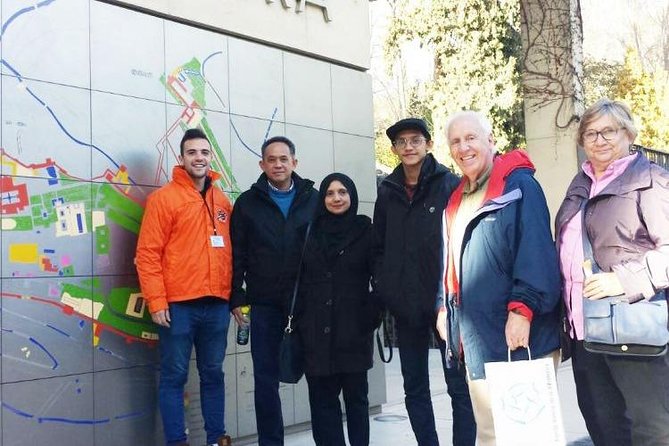 Alhambra and Albaycin Private Tour - Visiting Sacromonte: The Gypsy Quarter and Unique Cultural Scene