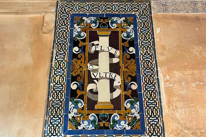 Alhambra and Nasrid Palaces Guided Tour with Tickets - Pricing, Booking, and Value