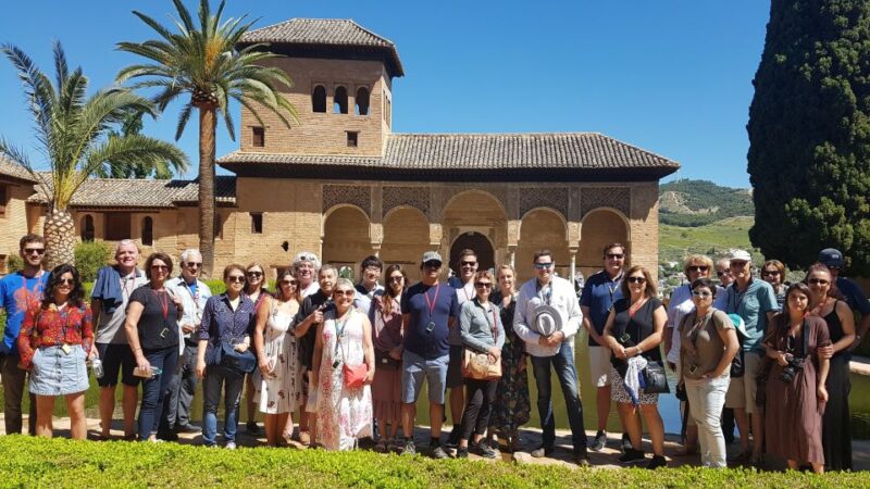 Alhambra: Generalife Gardens & Alcazaba Fast-Track Tour - Pacing, Group Size, and Tour Logistics
