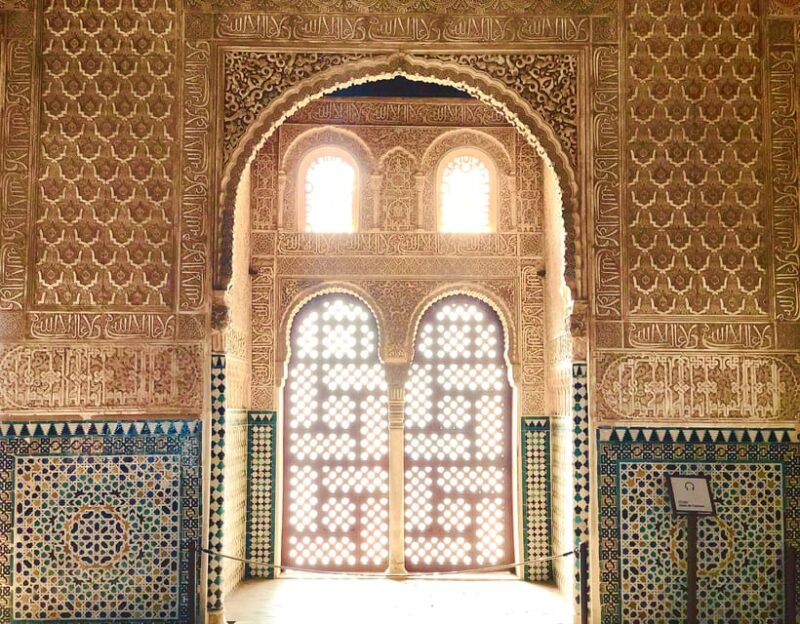 Alhambra: Guided Private Tour with Fast-Track Entry - Frequently Asked Questions
