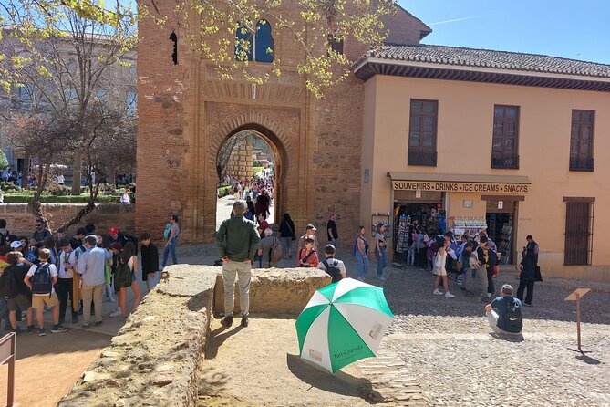 Alhambra Guided Tour, Nasrid Palaces and Generalife - Pricing and Value for Money