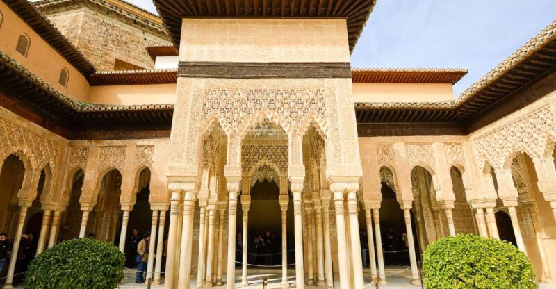 Alhambra, Nasrid Palaces, and Generalife 3-Hour Guided Tour - Potential Limitations to Consider