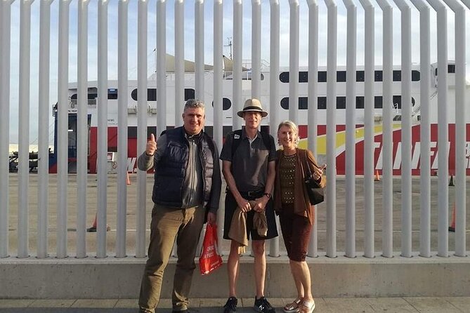 Alhambra, Nasrid Palaces and Generalife Private Tour from Malaga - Key Points