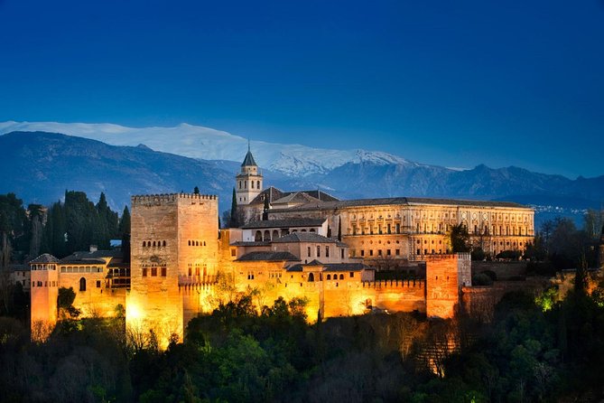 Alhambra, Nasrid Palaces and Generalife Private Tour from Malaga - Exploring the Alcazaba Fortress and its Military History