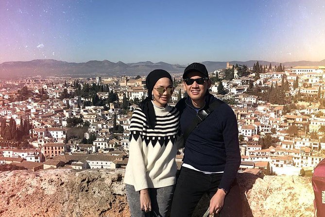 Alhambra & Nasrid Palaces Tour with Priority Access  Granada - Strolling Through the Generalife Gardens