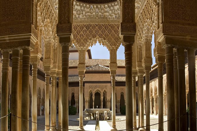 Alhambra Private/Small Group Tour & Nasrid Palaces Skip the Line - Discover the Alhambra with Skip-the-Line Access in Granada