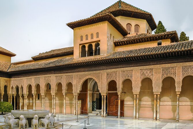 Alhambra Private Tour and Skip the Line Ticket and Official Guide - Palacio El Partal and Its Archaeological Significance