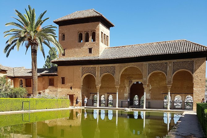 Alhambra Sultan Gardens ,Palaces and towers .Skip the line - The Partal Gardens and the Royal Street