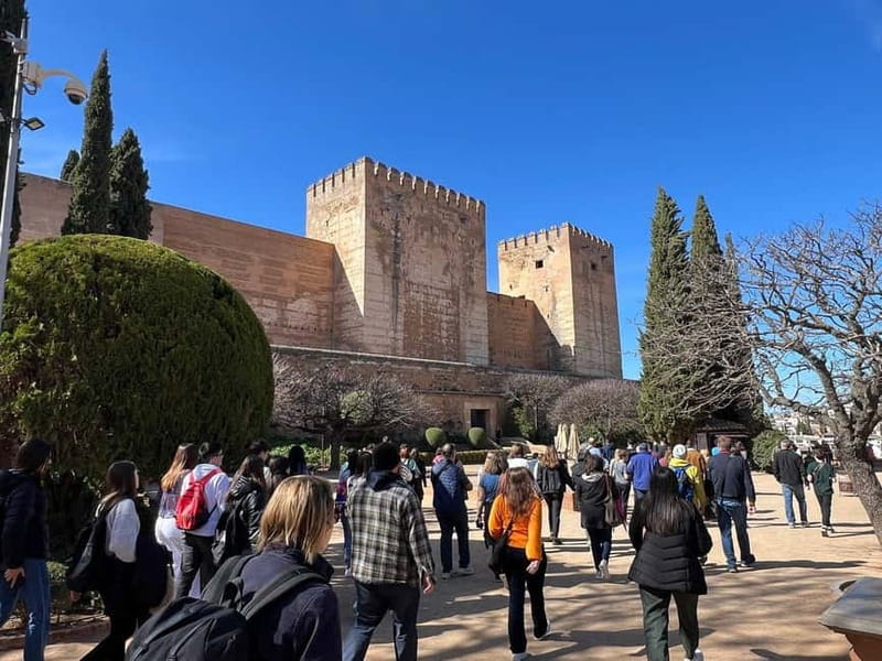 Alhambra Surroundings: History, Architecture and Legends - Discover the Hidden Corners of the Alhambra’s Exterior