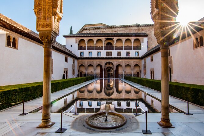Alhambra Tour and Nazaries Palaces with Hammam Massage Experience - Logistics and Comfort: Hotel Pickup, Group Size, and Accessibility