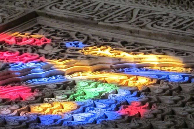 Alhambra Tour & ticket: Nasrid Palaces, Alcazaba & Generalife - Pacing and Physical Considerations