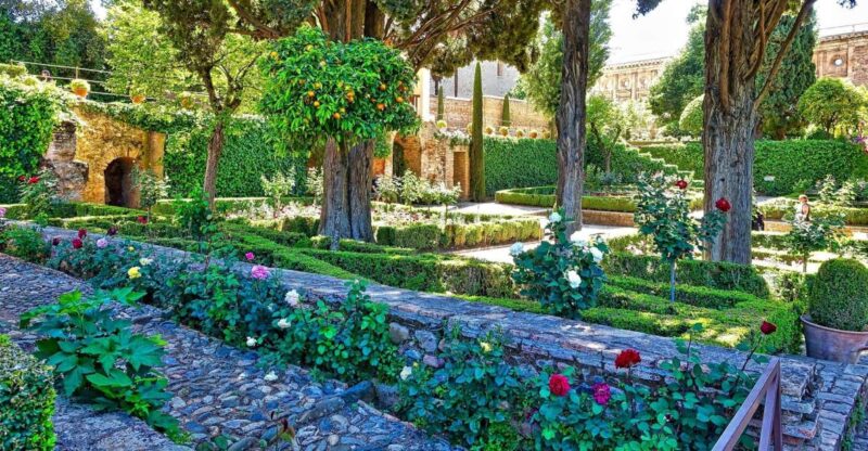 Alhambra's Gardens: Generalife, Partal, Alcazaba, & Carlos V - Explore Granada’s Iconic Alhambra Gardens and Palaces in 2 Hours