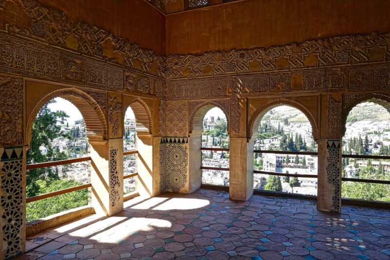 Alhambra's Gardens: Generalife, Partal, Alcazaba, & Carlos V - Navigating the Tour’s Logistics and Group Details