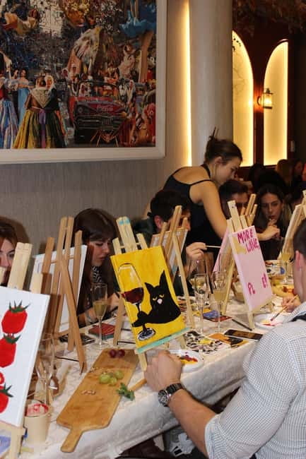Alicante: Art Party - Paint, Sip & Fun - How the Alicante Art Party Combines Art and Social Fun
