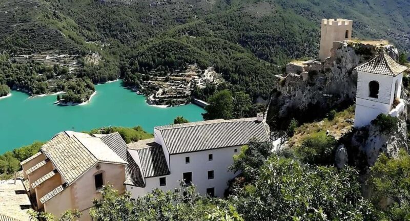 Alicante & Benidorm: Guadalest and Altea Private Tour by Car - The Comfort and Convenience of a Private BMW Car