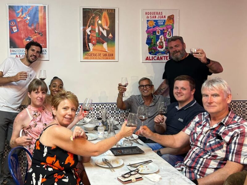 Alicante Best Wine Tasting & Tapas Club - Knowledgeable Guides Create a Fun and Informative Atmosphere