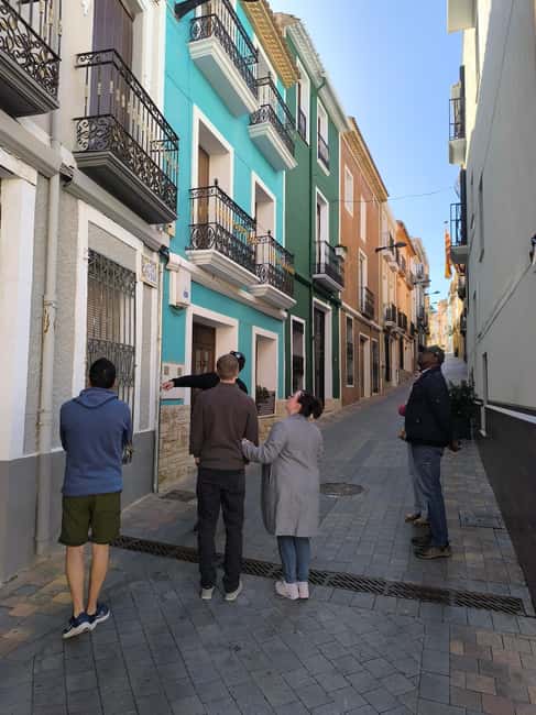 Alicante: Canelobre Caves & Busot  Local Guided Tour - Logistics: Meeting Point, Transport, and Duration