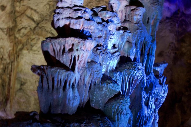 Alicante: Canelobre Caves & Busot with Local Guide & Transport - Alicante: Meet Your Guide at P.º del Puerto Viejo