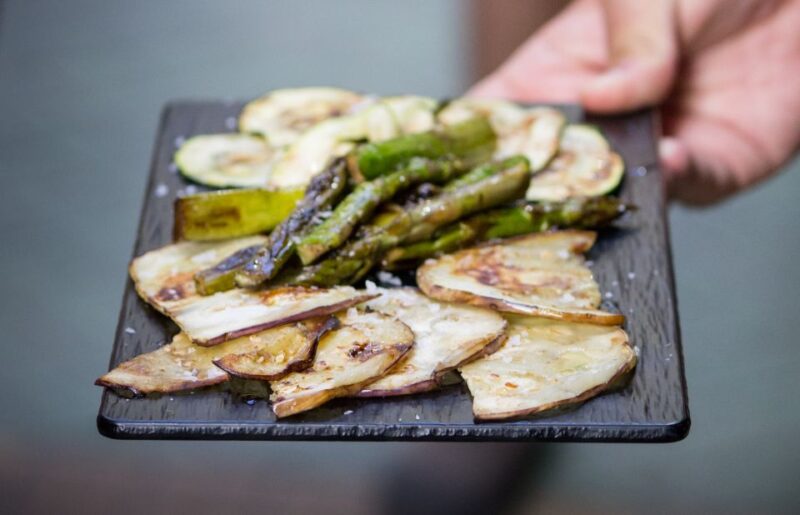 Alicante: Central Market Guided Food Tour with Tapas Bars - The Central Market: Heart of Alicante’s Food Scene