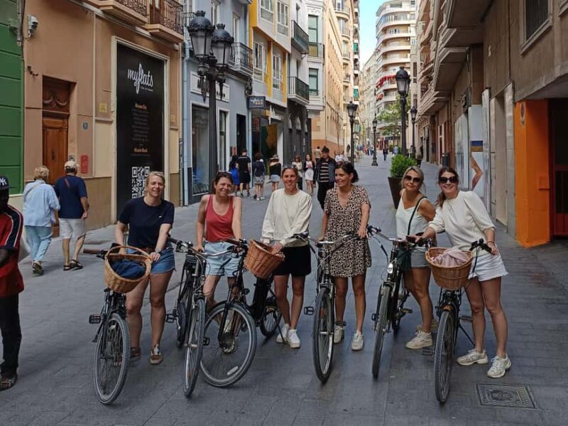Alicante City Bike Tour. Only Small groups - Alicante City Bike Tour: A Unique Way to Explore the City