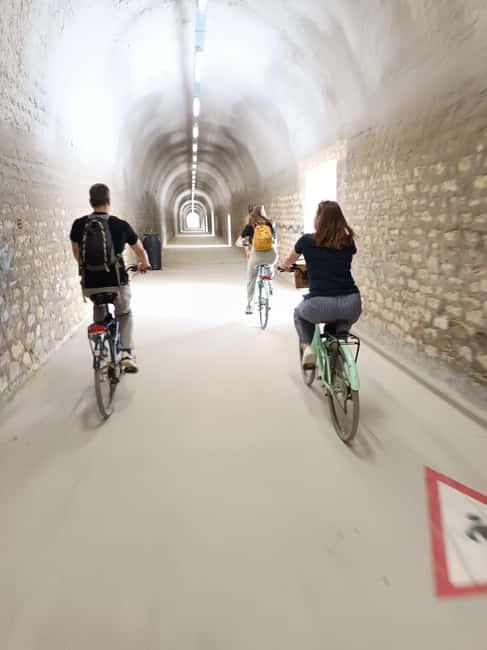 Alicante City Bike Tour. Only Small groups - The Convenience of the Meeting Point and Additional Perks