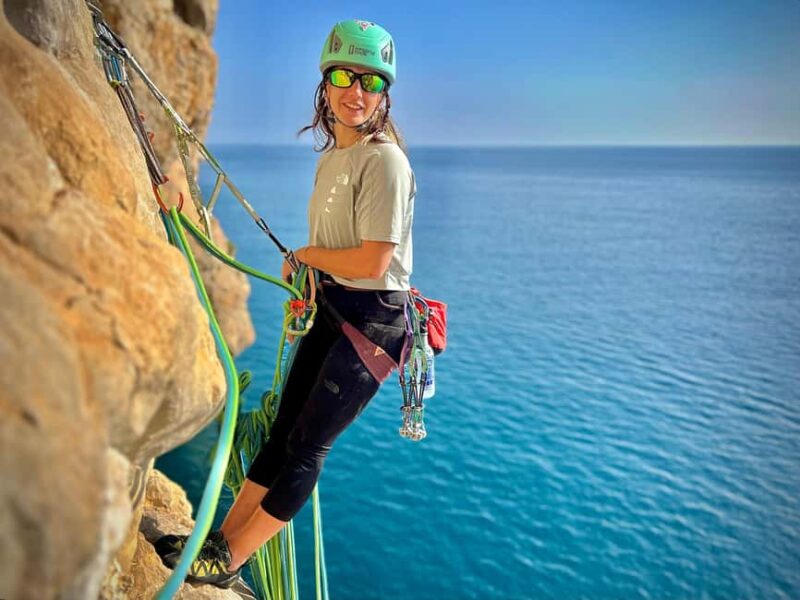 Alicante: Guided climbing "Erikindia" route - Logistics and Group Size: Personalized and Managed
